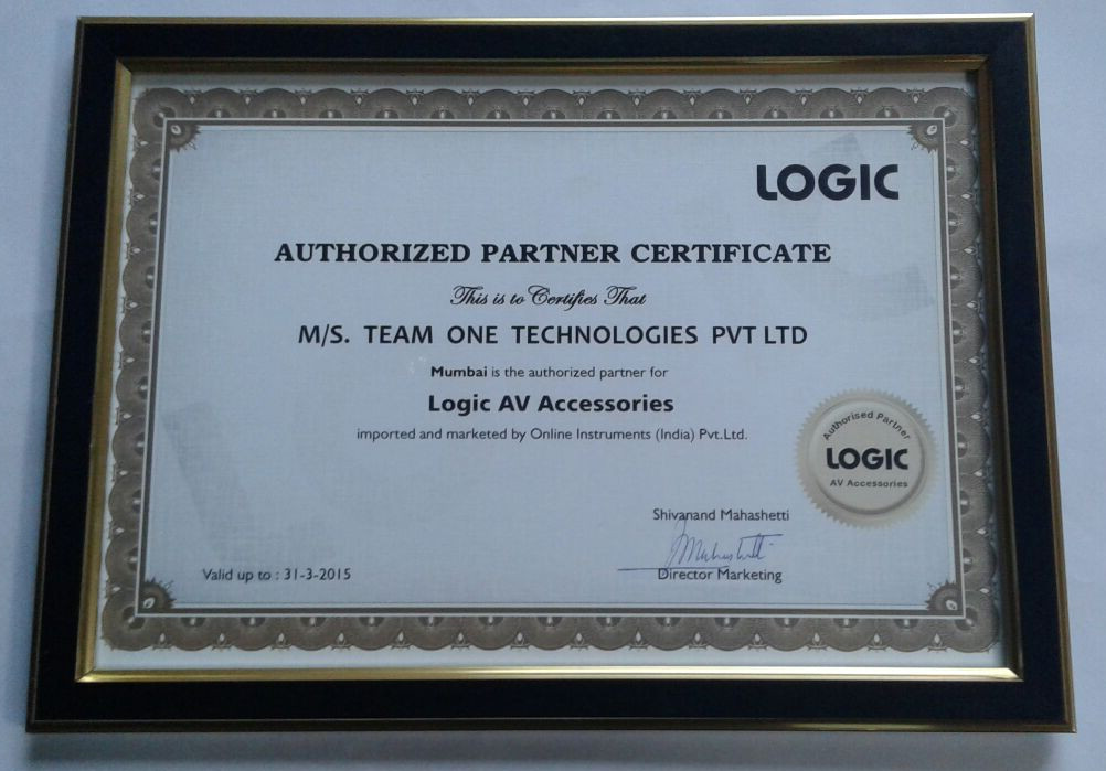 Team One award and recognition 04